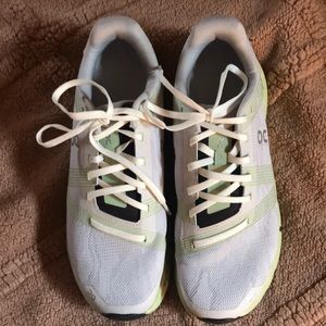 On Cloud cloudgo sneakers